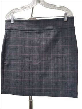 Gray Plaid Pencil Skirt with Pink/burgundy Windowpane Accents Comfort Waistband.